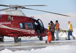 Ambulans helikopter can kurtardı